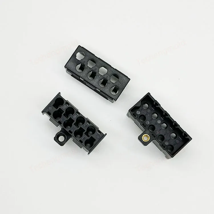 特诚科技LCP精密注塑件实拍 4